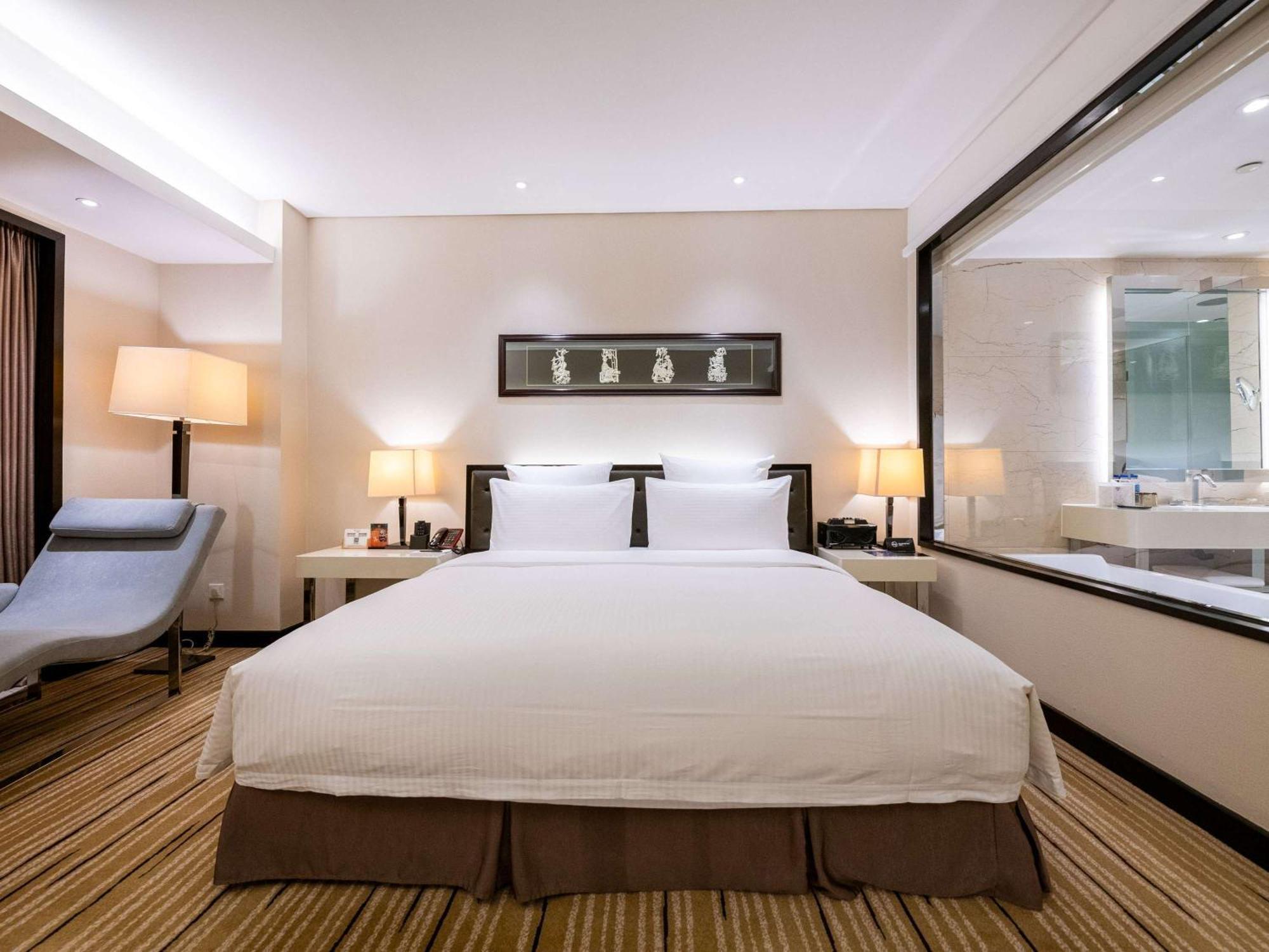 Pullman Guiyang Hotel Guiyang  Exterior foto